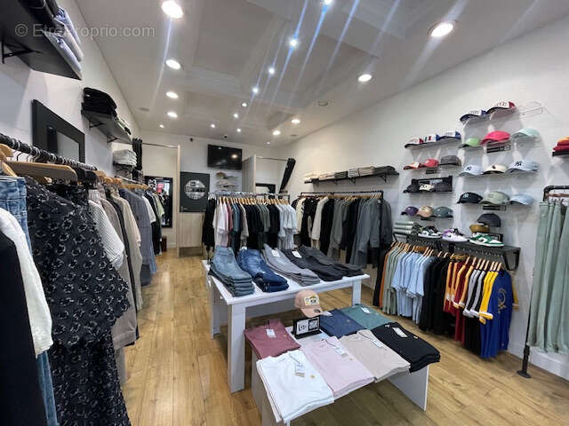 Commerce à CANNES