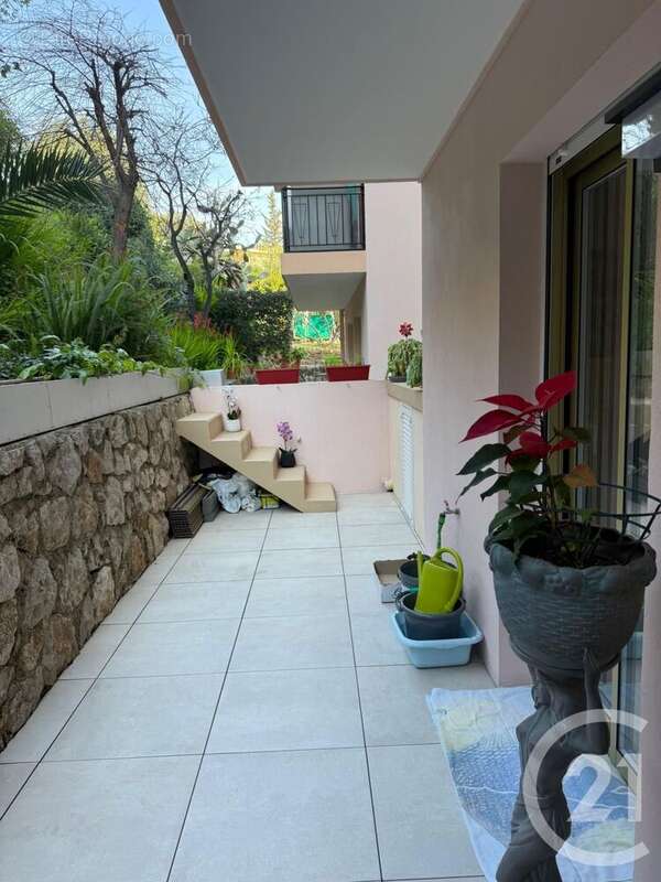 Appartement à ROQUEBRUNE-CAP-MARTIN