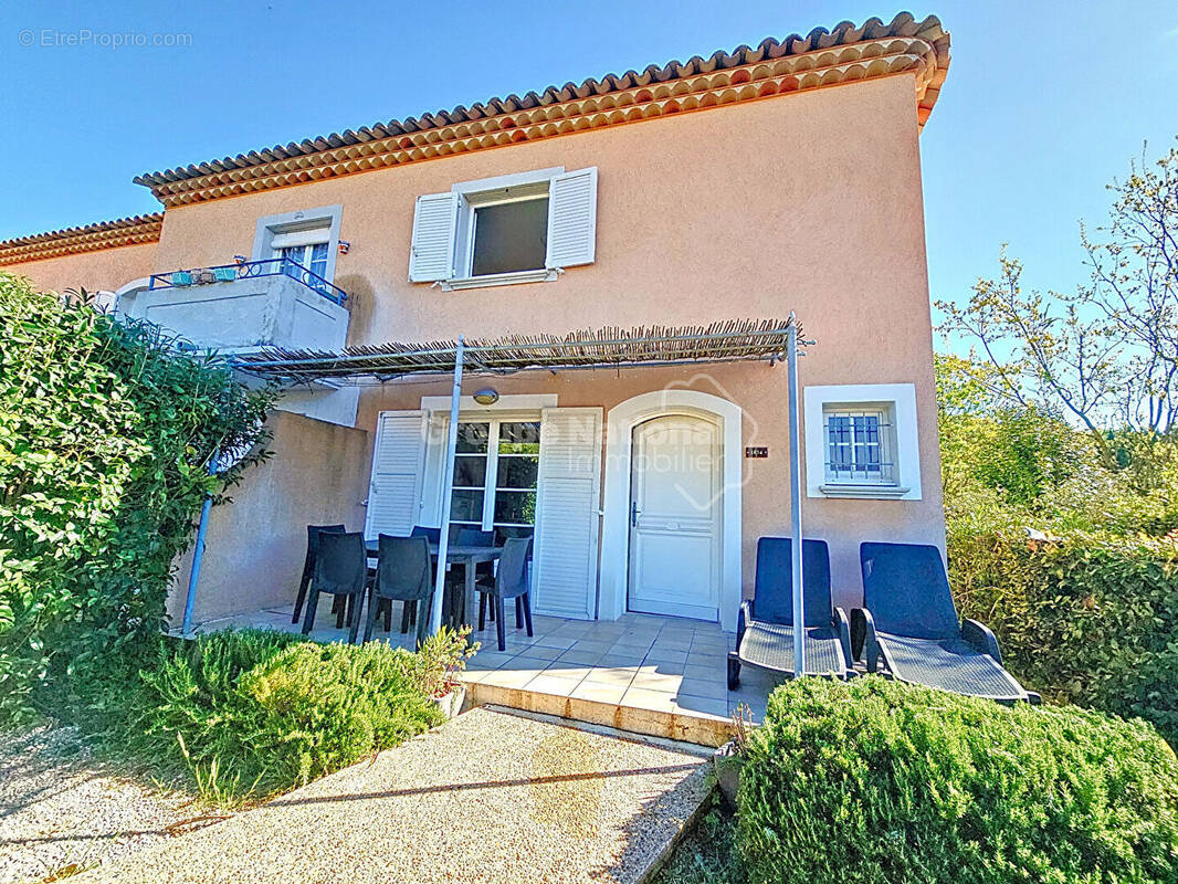 Appartement à CALLIAN