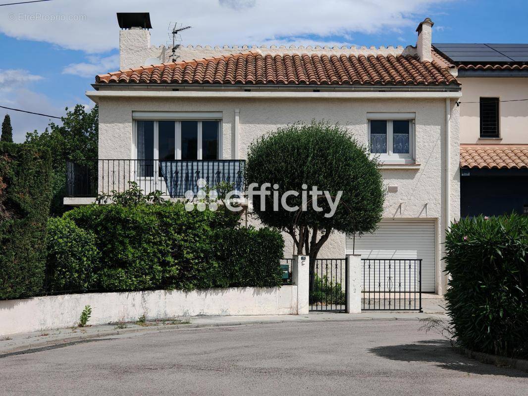 Maison à LE SOLER