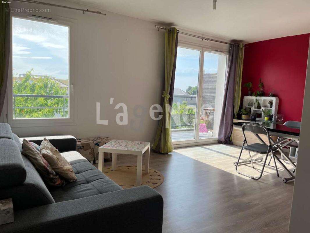 Appartement à CLAYE-SOUILLY