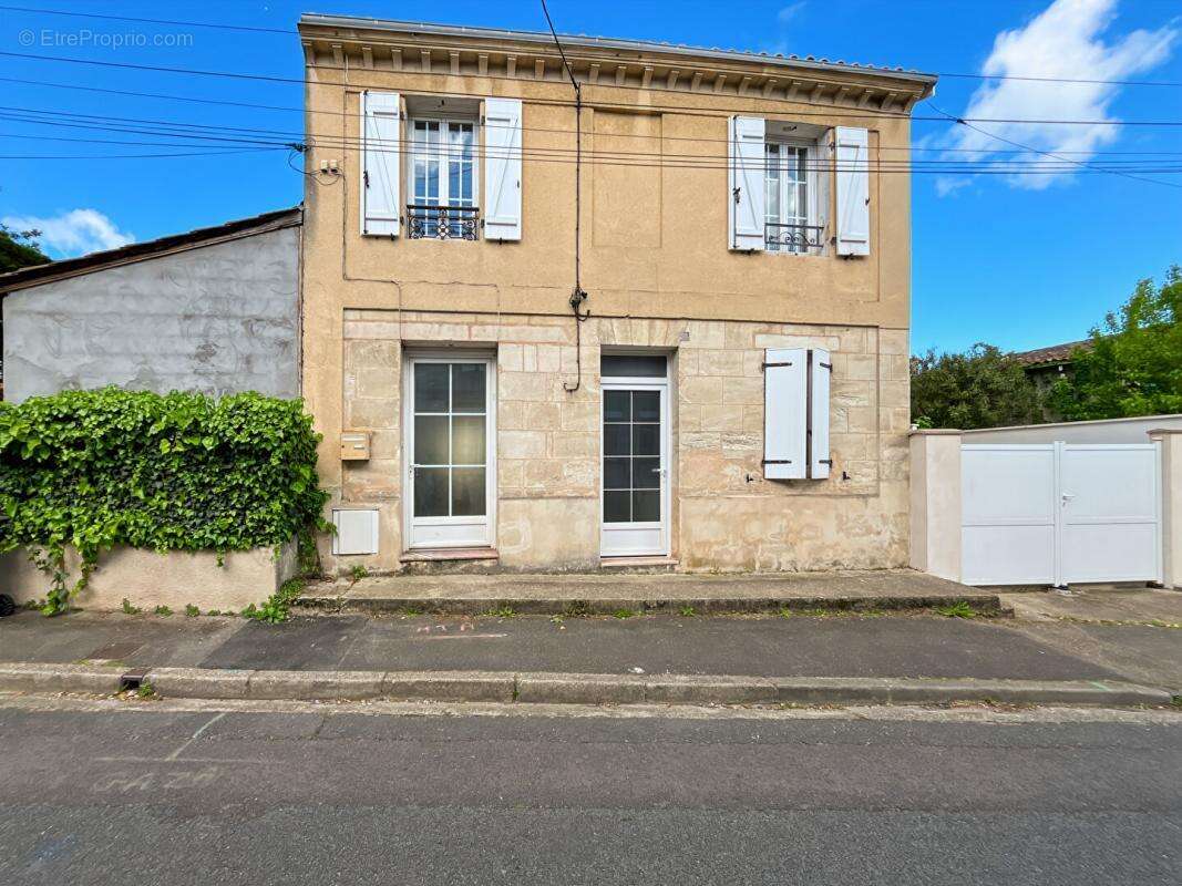 Maison à EYSINES