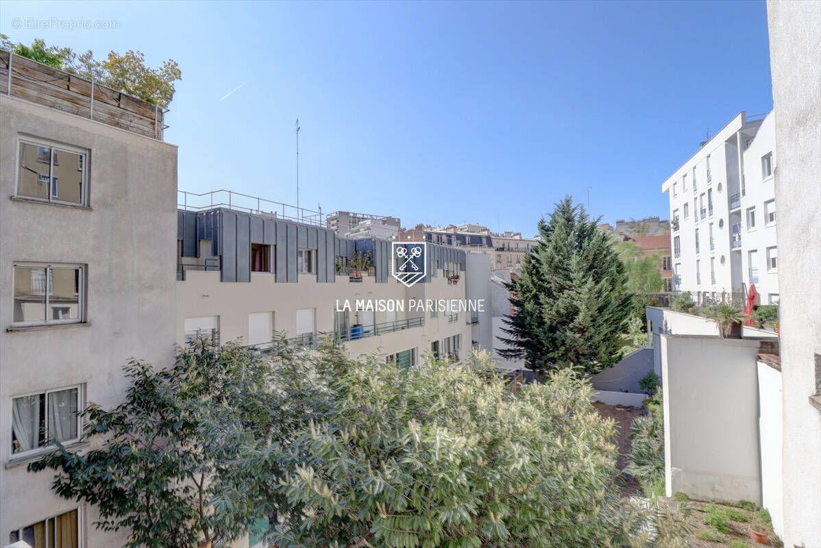Appartement à PARIS-20E
