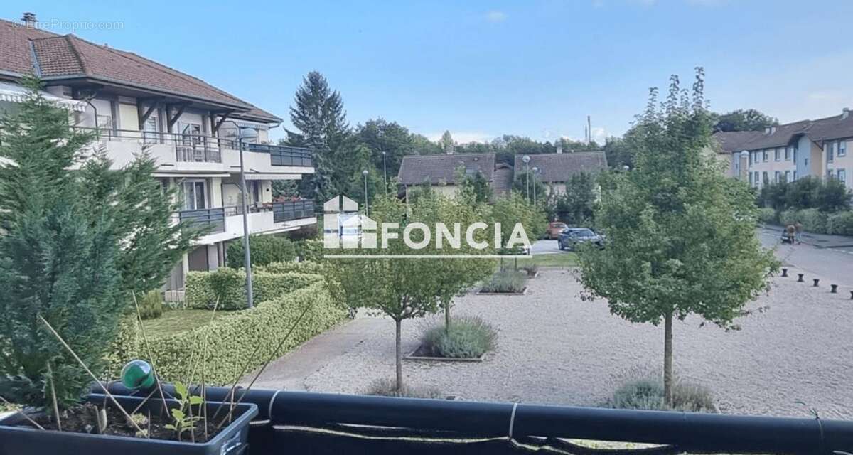 Appartement à SAINT-GENIS-POUILLY