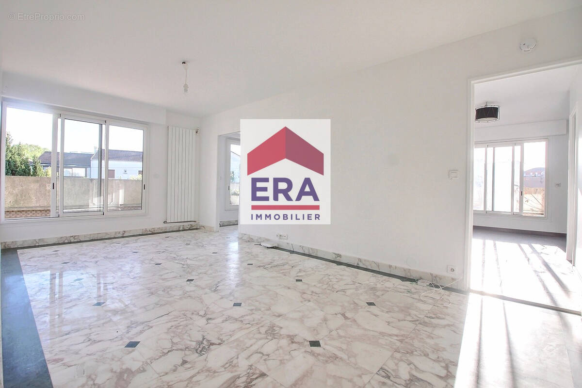 Appartement à PIERREFITTE-SUR-SEINE