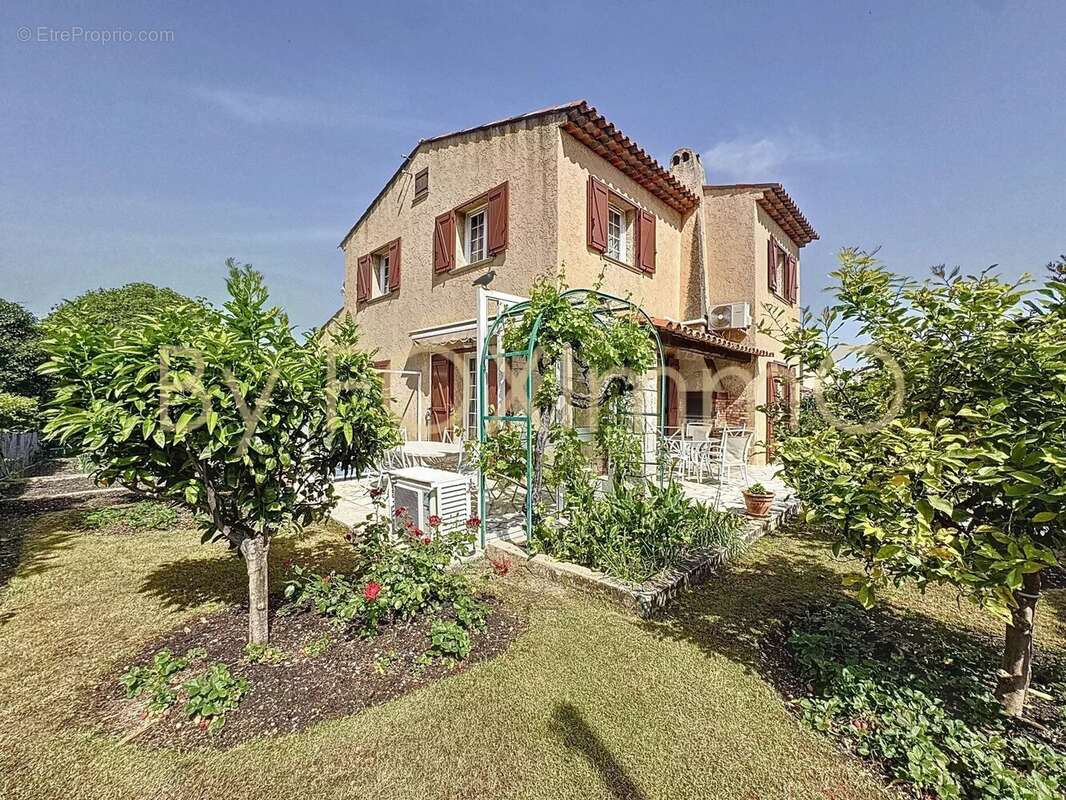 Maison à ANTIBES