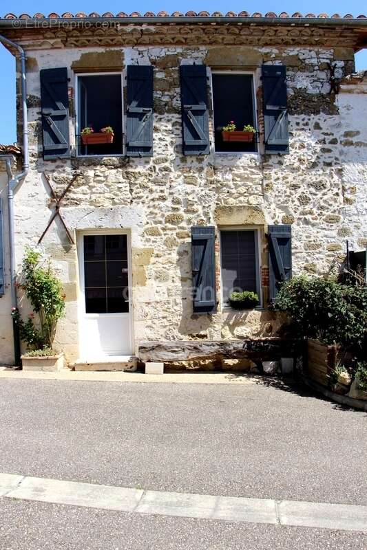 Maison à FLEURANCE