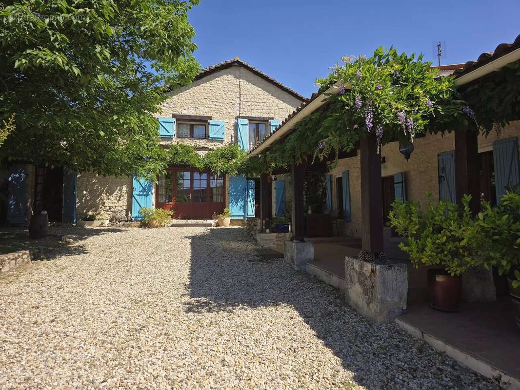 Maison à EYMET