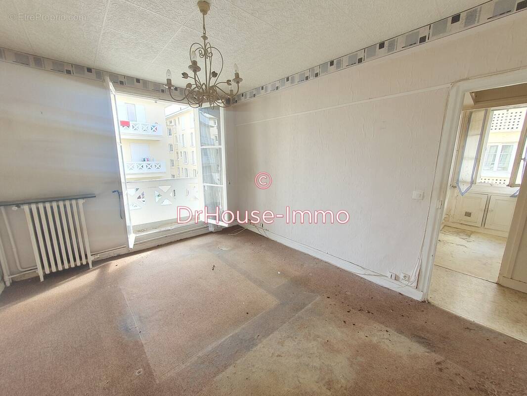 Appartement à COLOMBES