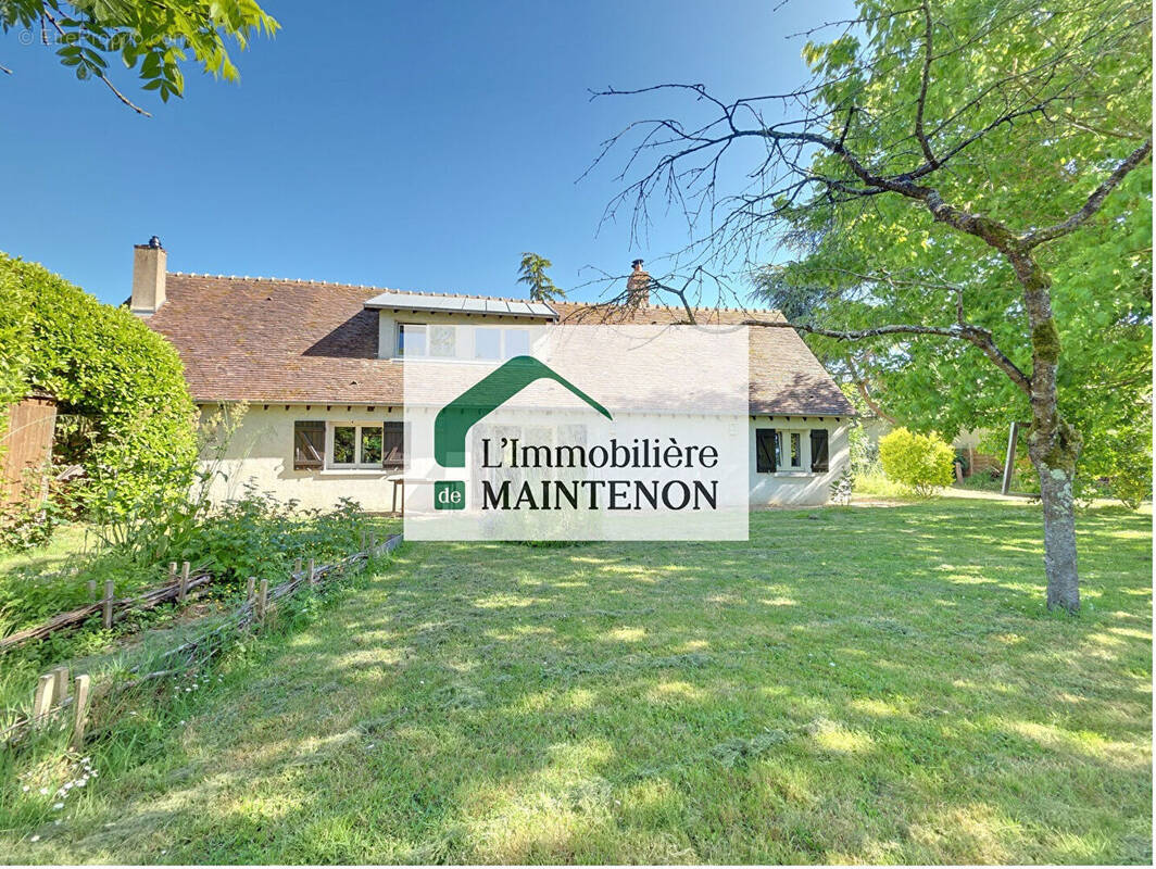 Maison à MAINTENON