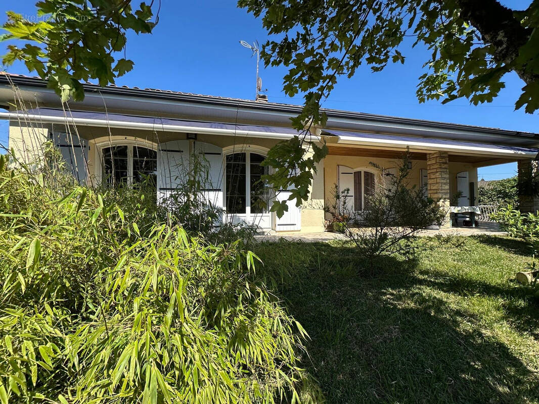 Maison à CADILLAC