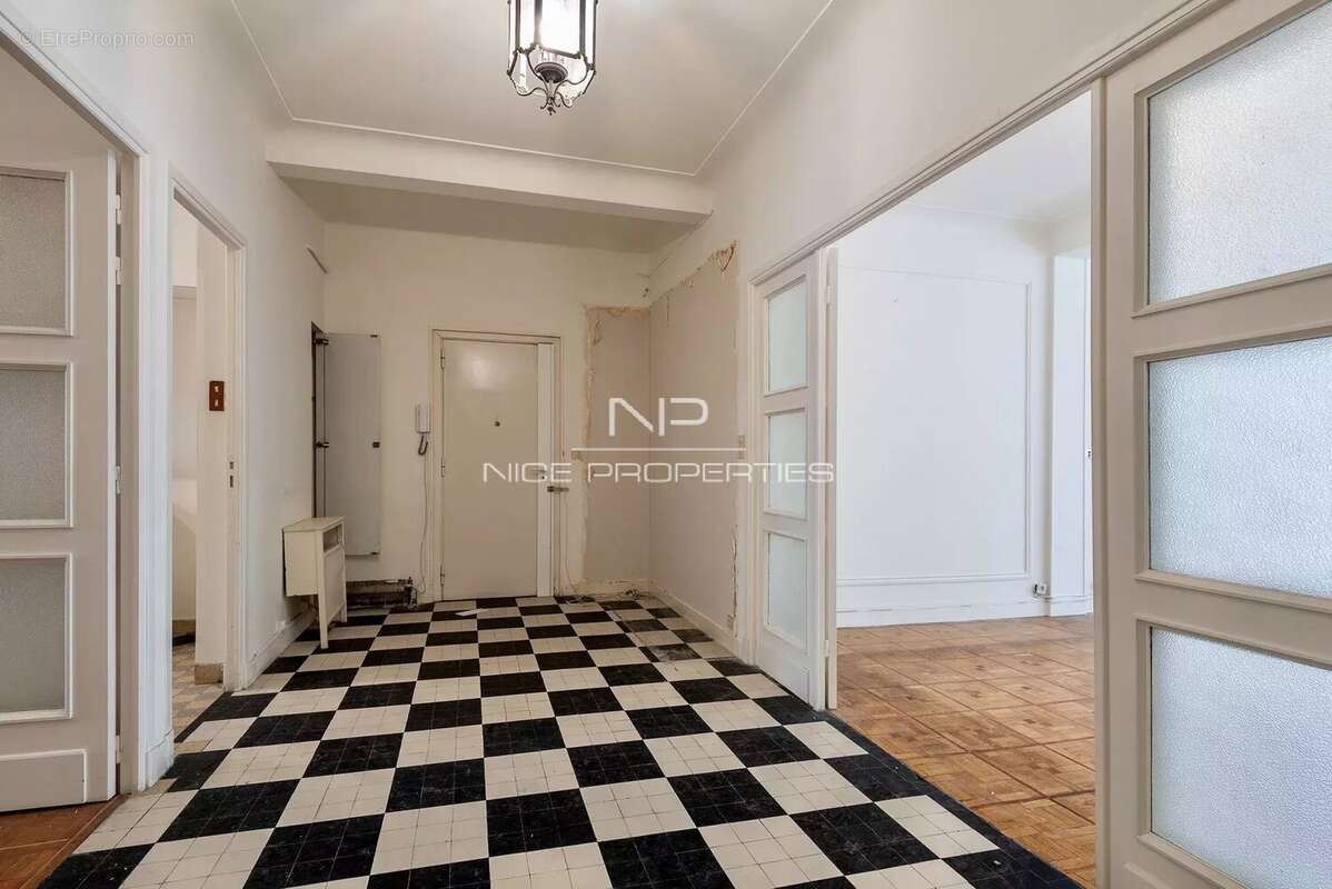 Appartement à NICE