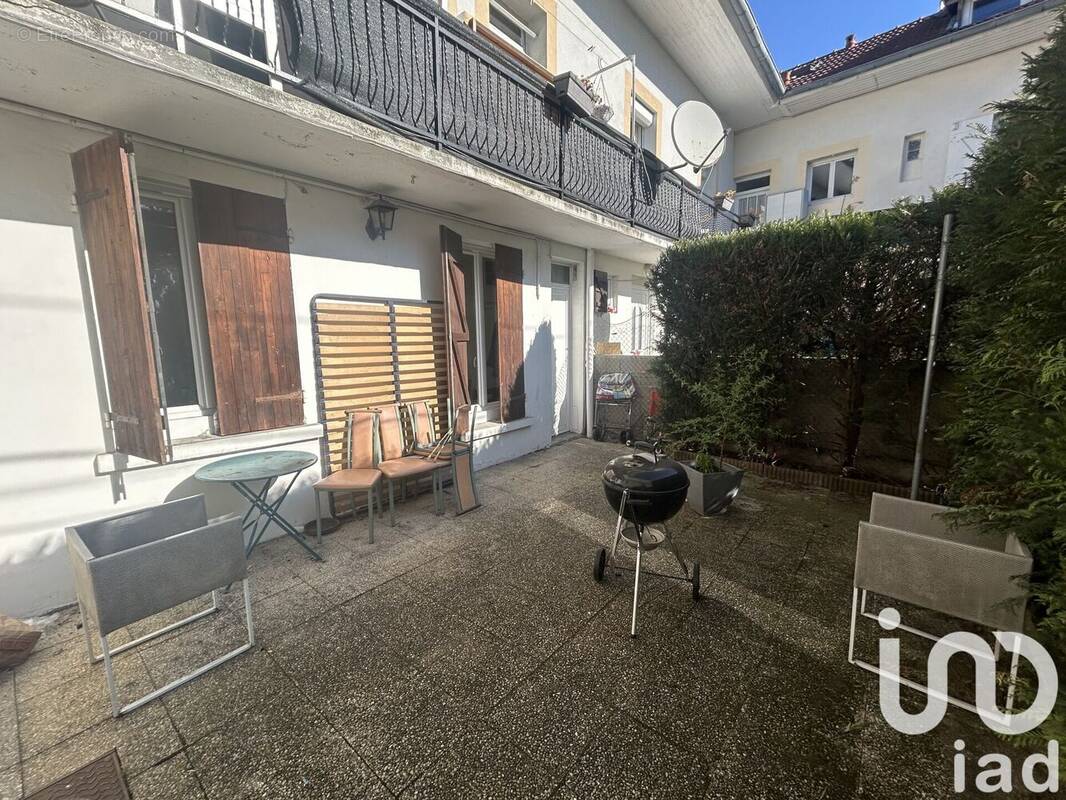 Photo 1 - Appartement à EZANVILLE