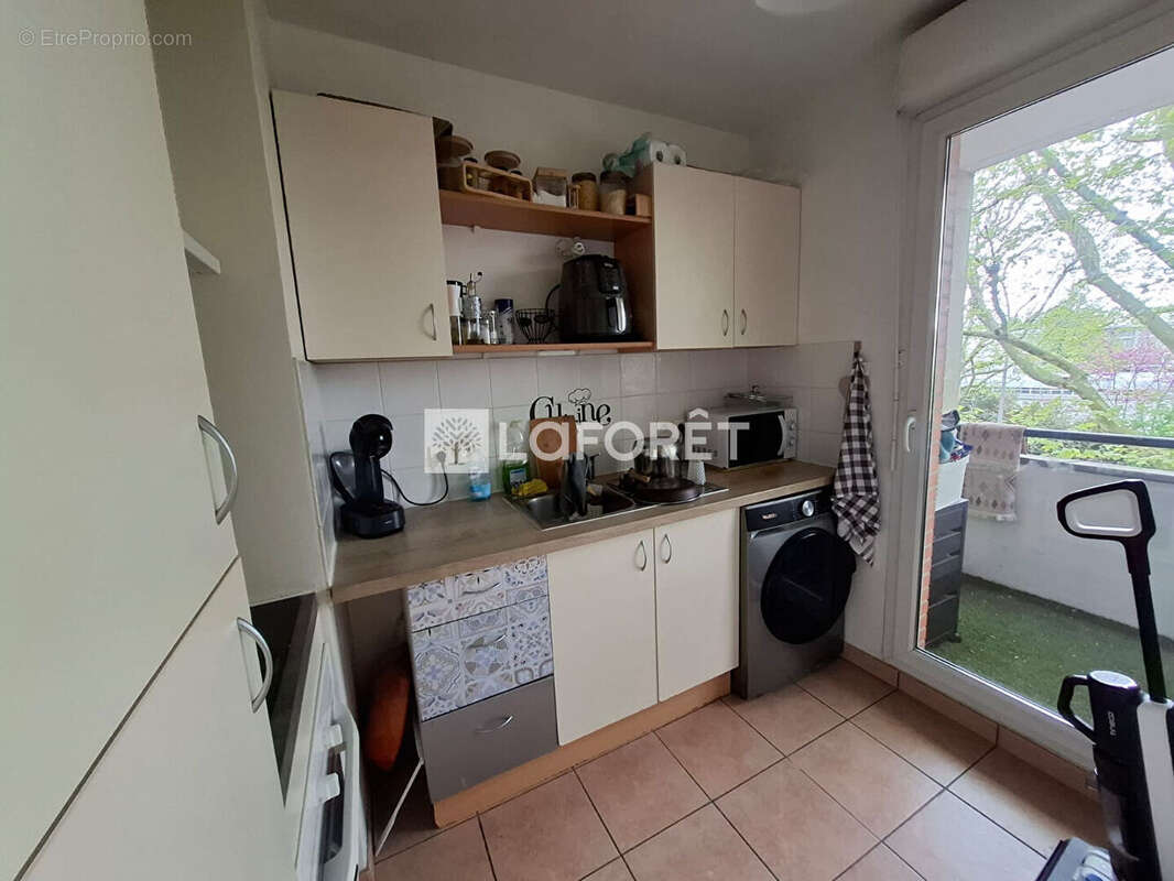 Appartement à L&#039;HAY-LES-ROSES