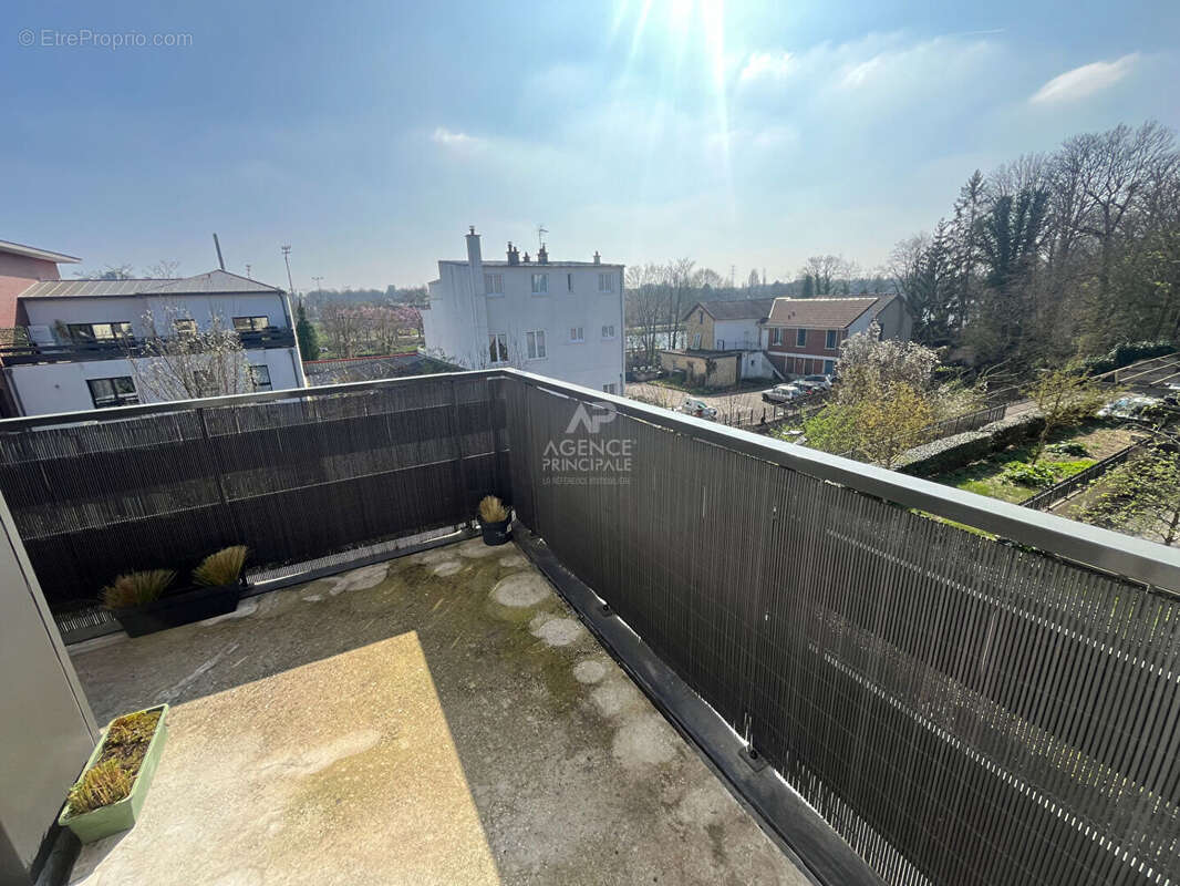 Appartement à PONTOISE