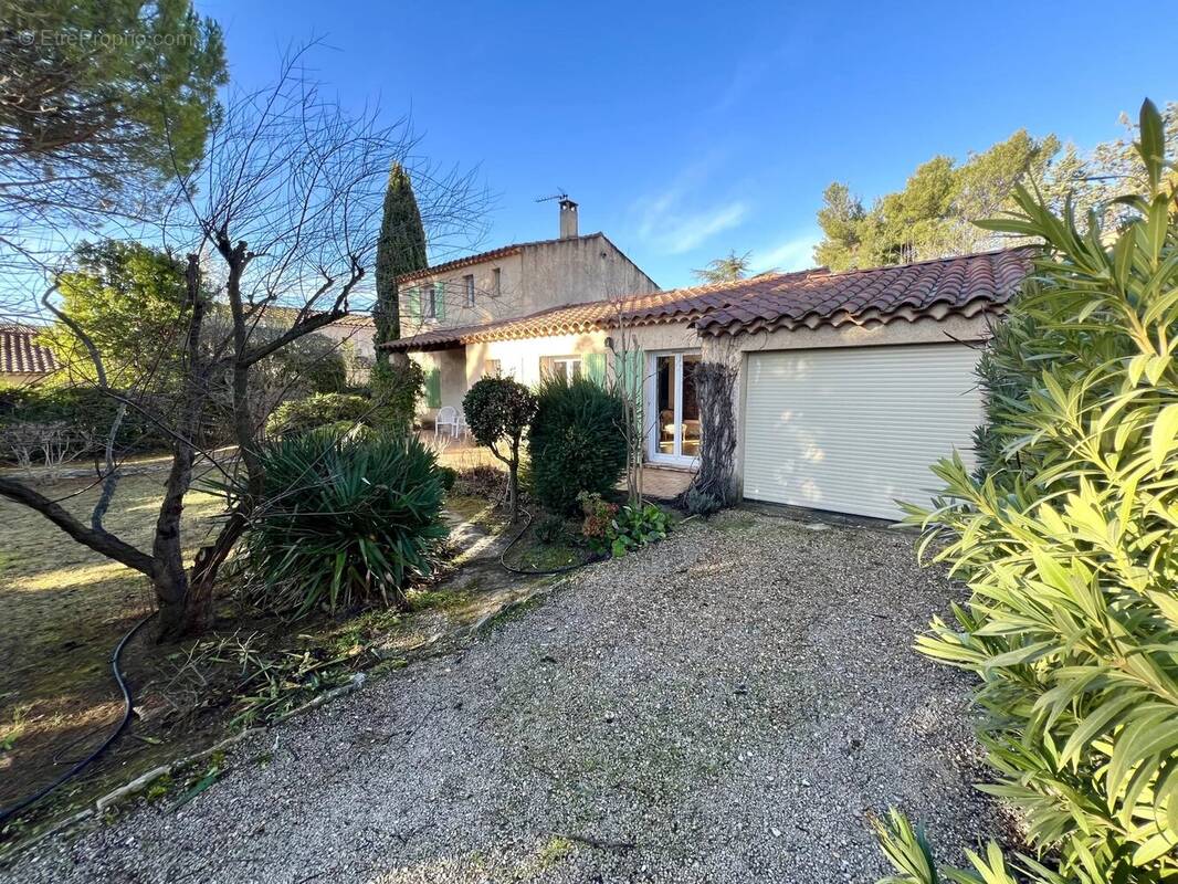 Maison à VENELLES