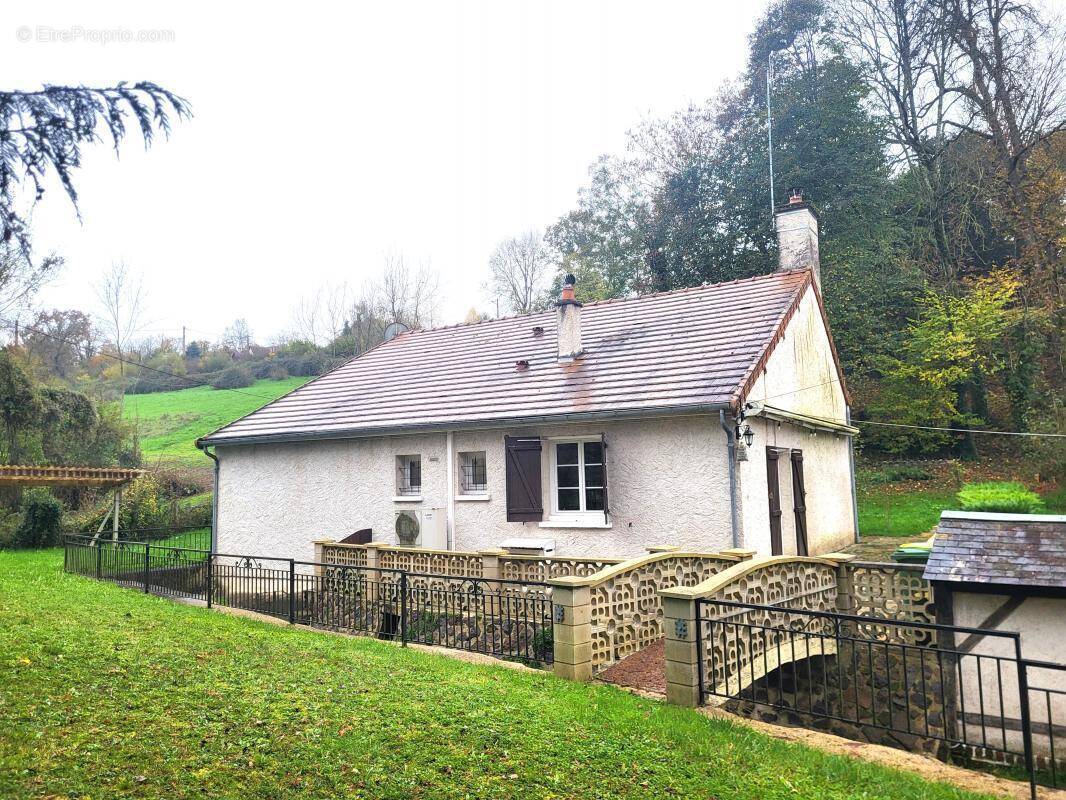 Maison à SAVIGNY-SUR-BRAYE