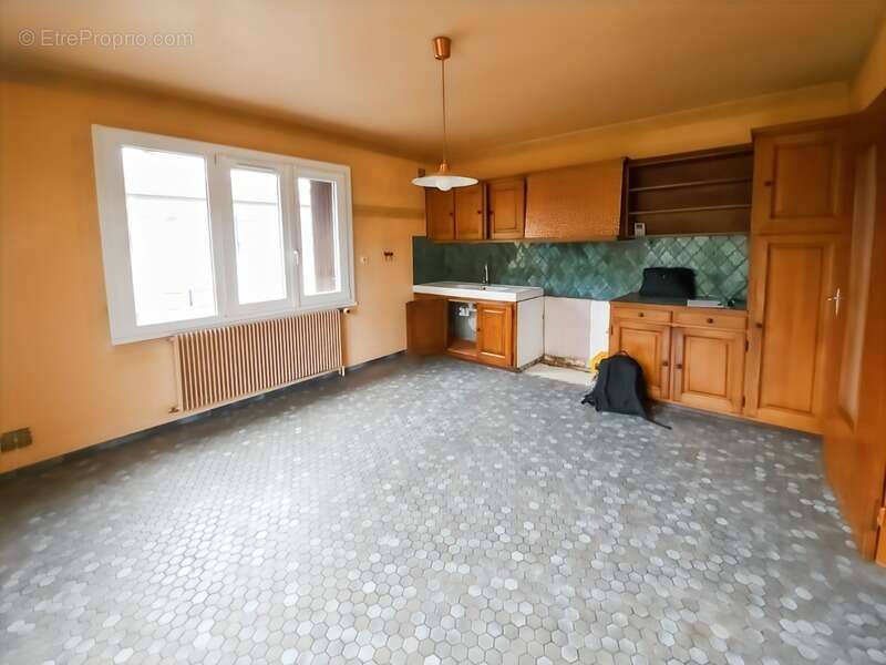 Maison à VERTAIZON