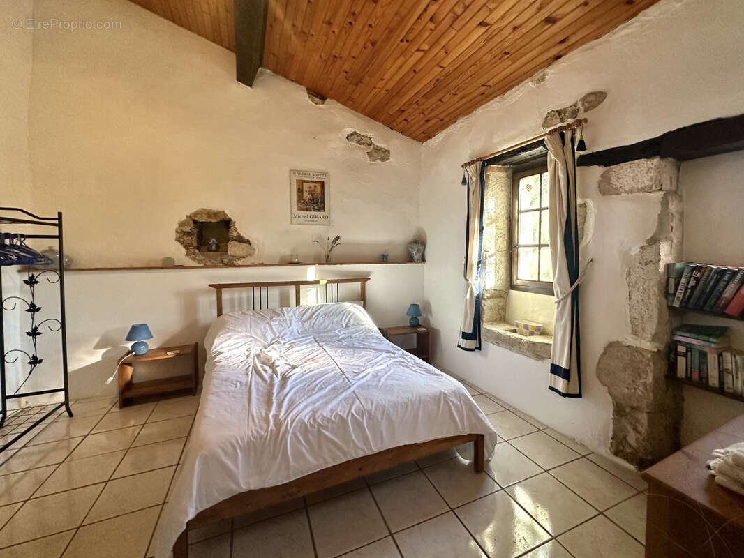Maison à EYMET