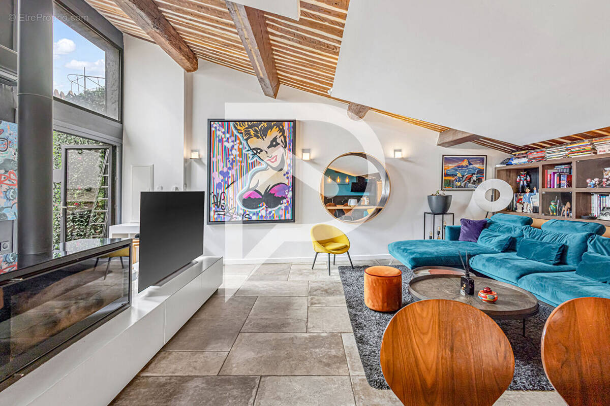 Appartement à AIX-EN-PROVENCE