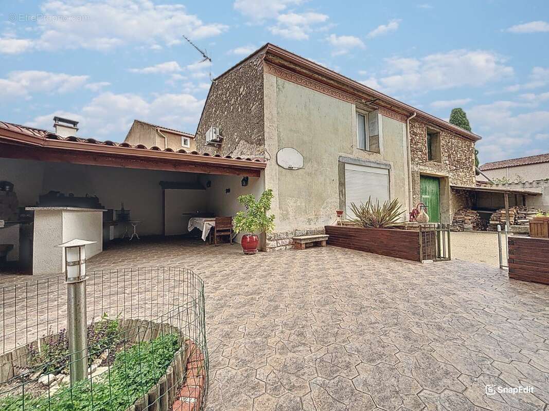 Maison à QUARANTE