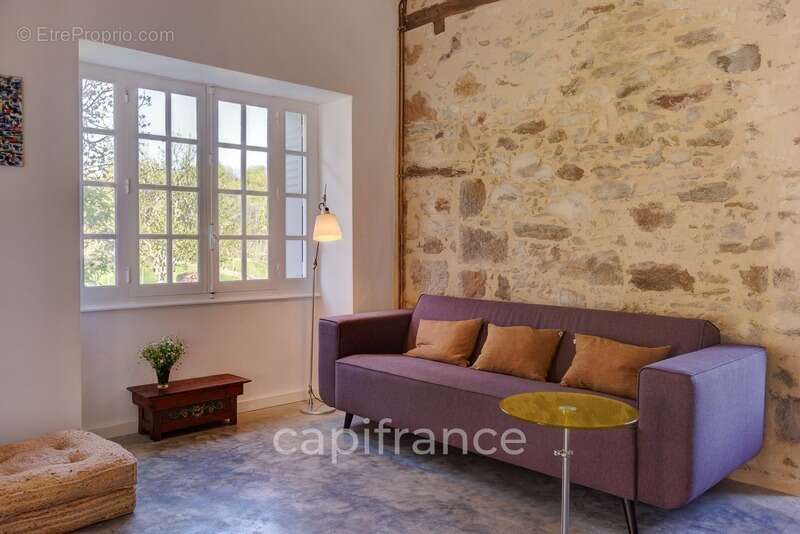 Maison à SALIGNAC-EYVIGUES