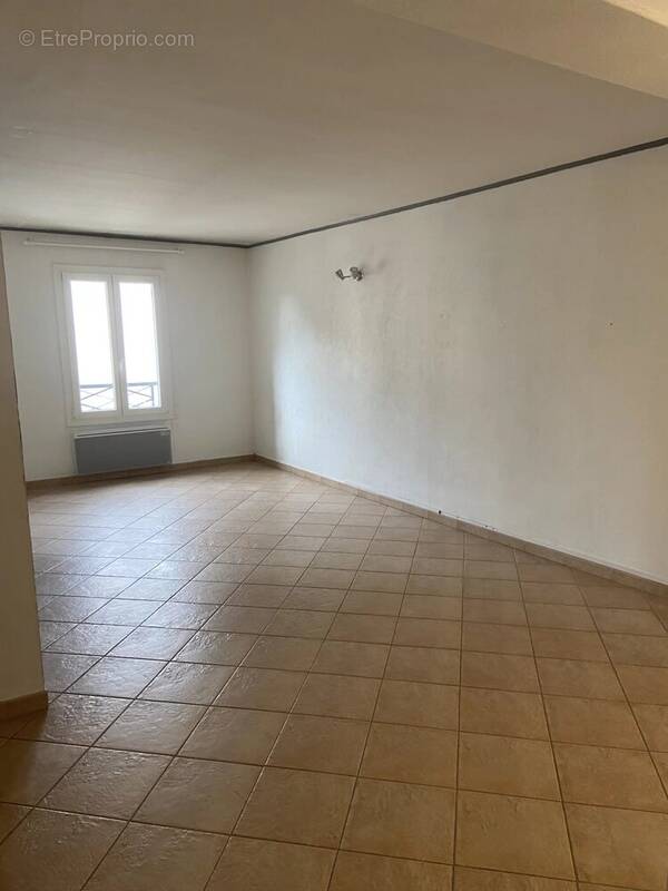 Appartement à JOUARS-PONTCHARTRAIN