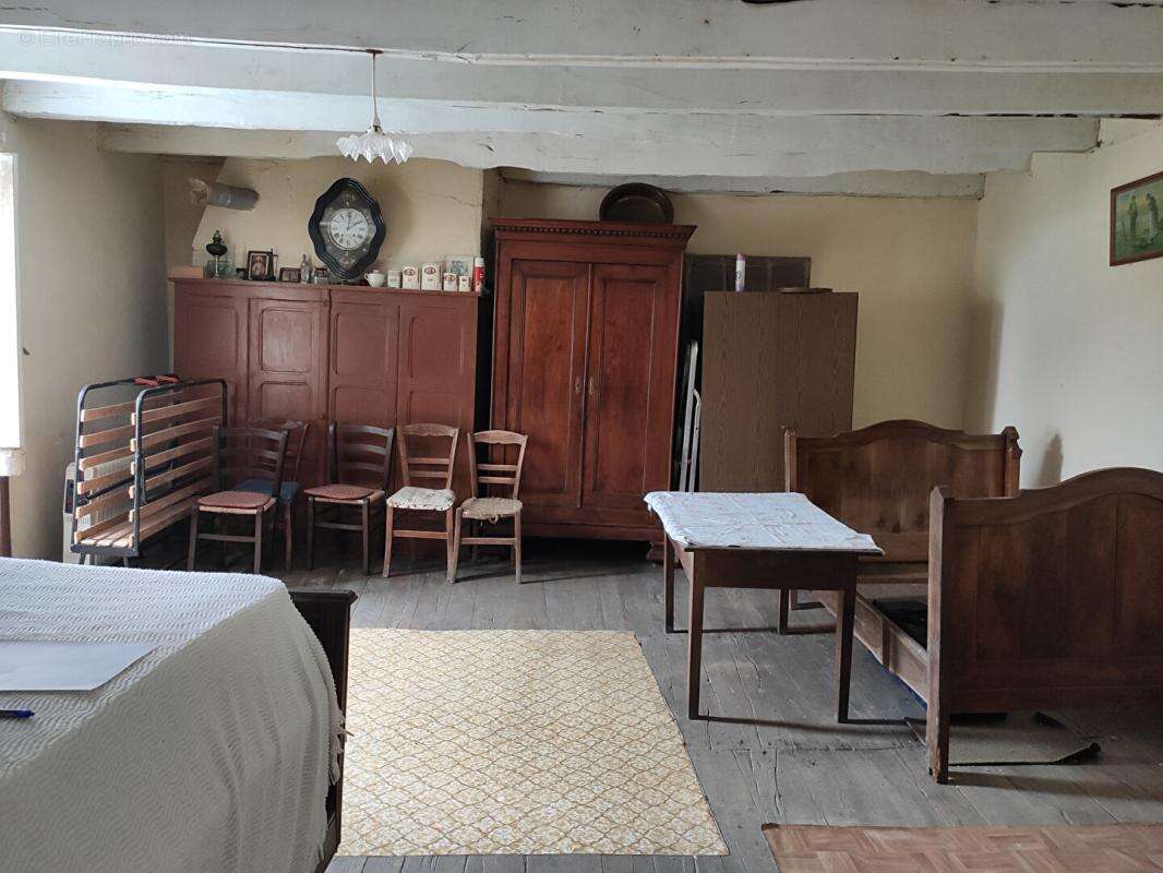 Maison à LOCMALO