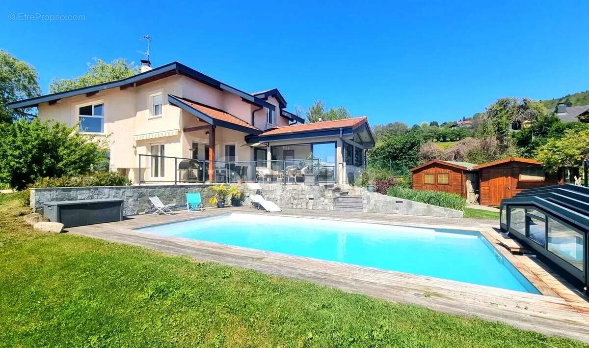 Maison à CRANVES-SALES