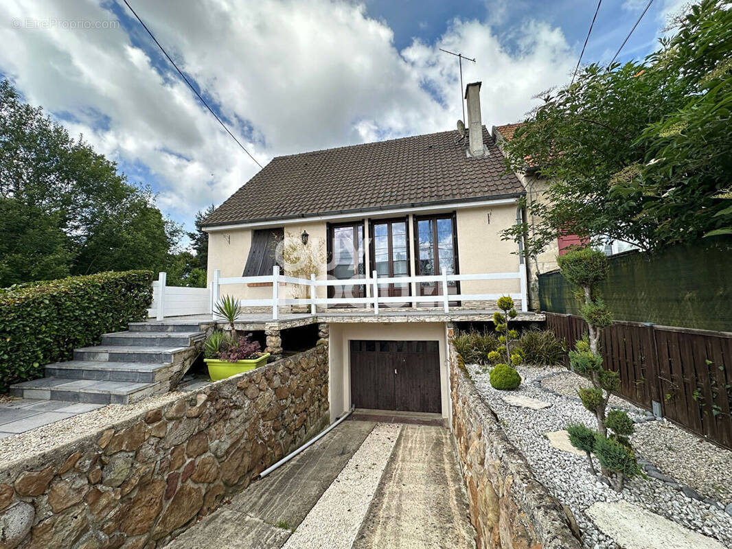 Maison à RIBECOURT-DRESLINCOURT
