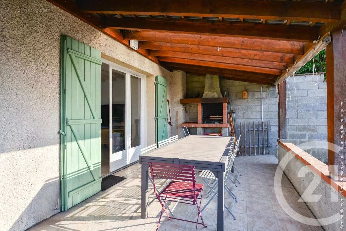 Maison à LA FRETTE-SUR-SEINE