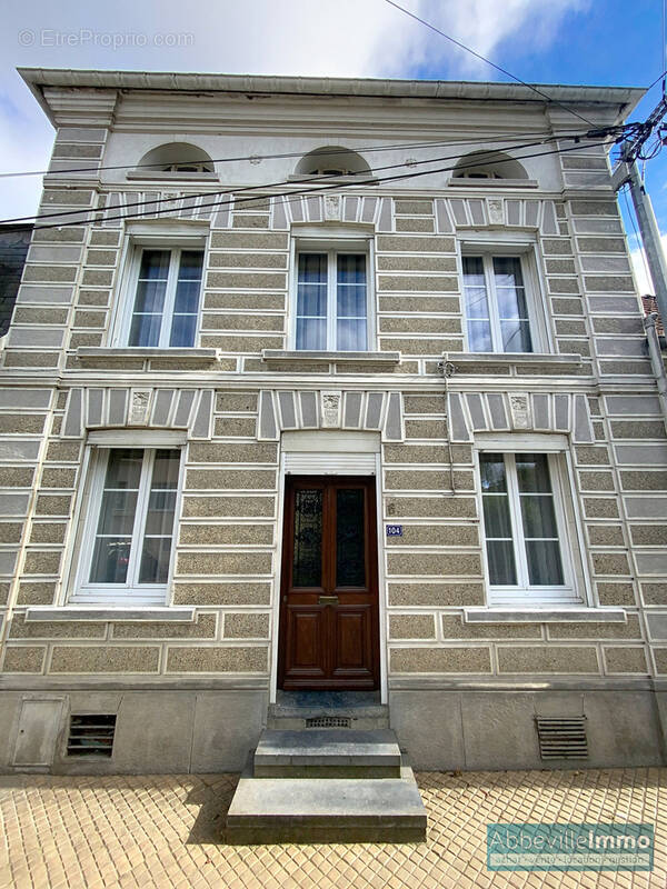 Maison à CRECY-EN-PONTHIEU