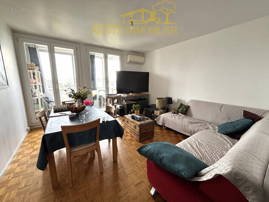 Appartement à SAINT-VICTORET