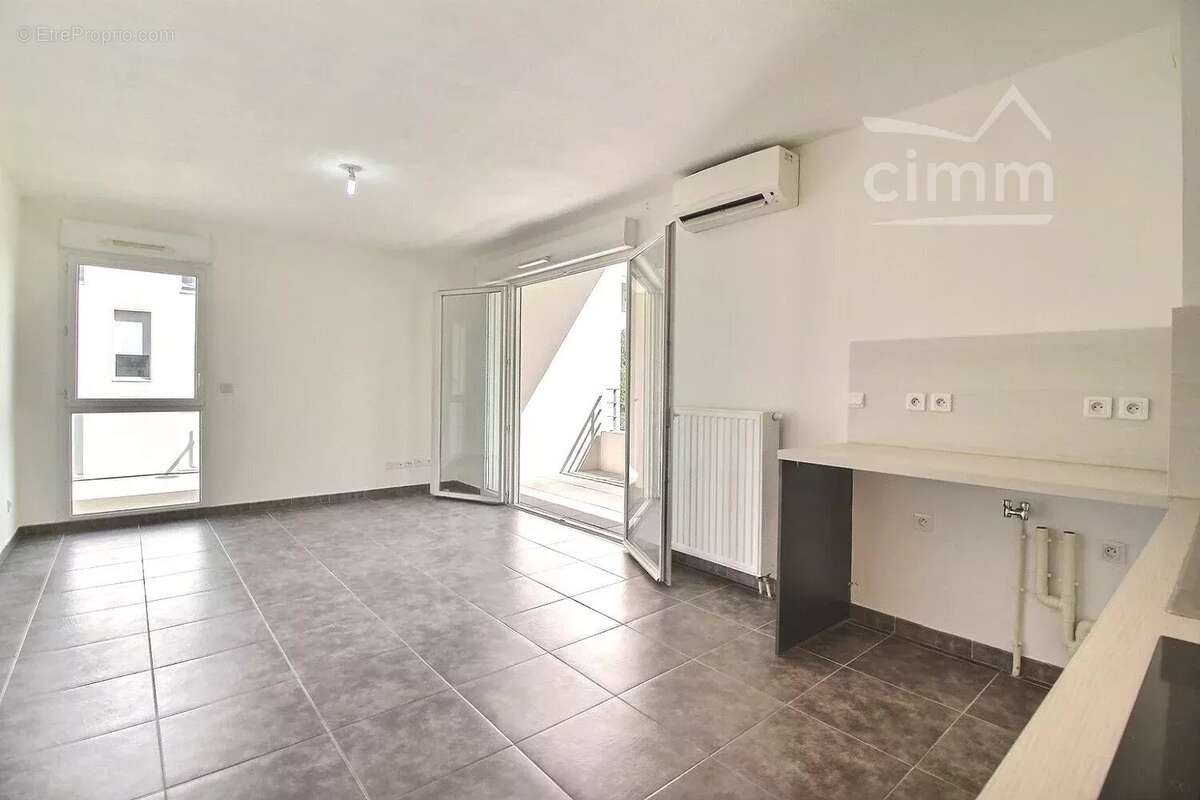 Appartement à JUVIGNAC