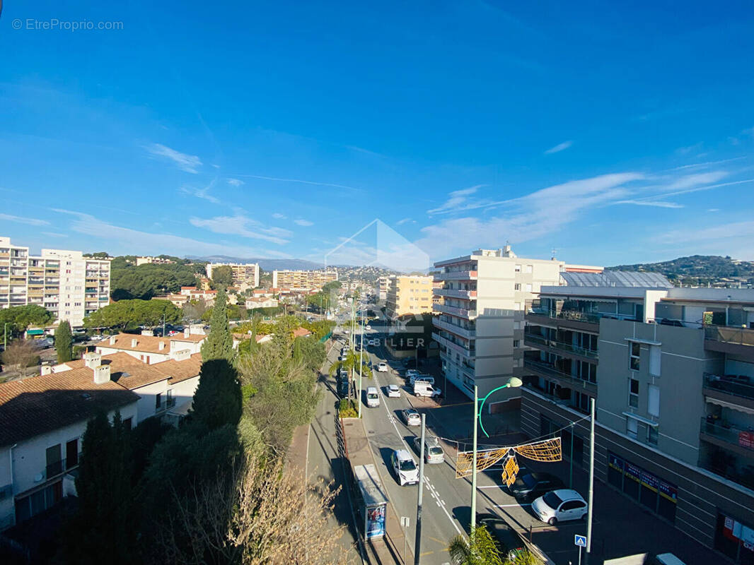 Appartement à LE CANNET