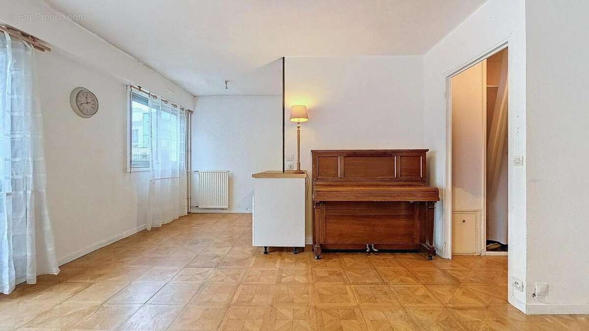 Photo 5 - Appartement à PARIS-18E
