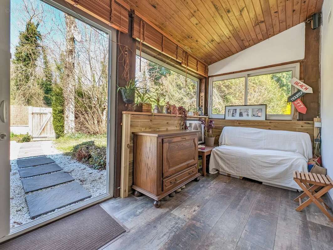 Maison à ELANCOURT
