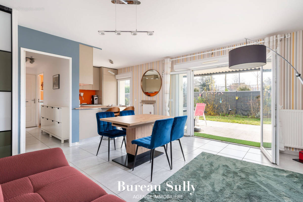 Appartement à SATHONAY-CAMP