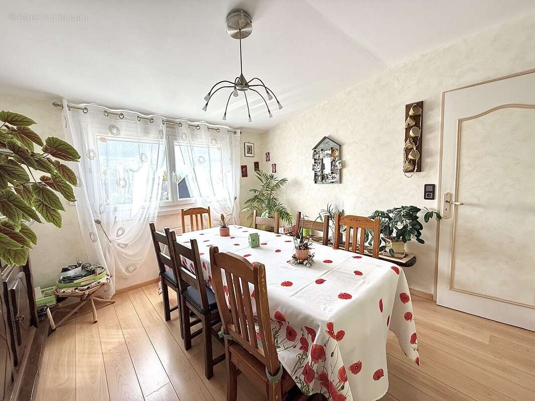 Maison à ACIGNE