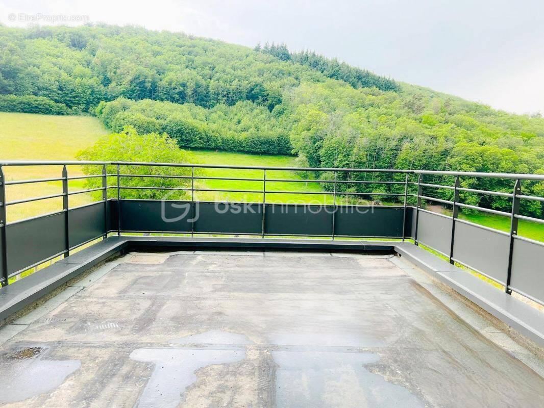 Appartement à CRAPONNE