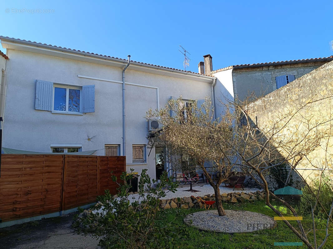Maison à LANGON