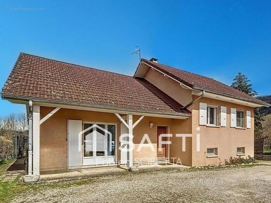 Photo 1 - Maison à SAINT-BERON
