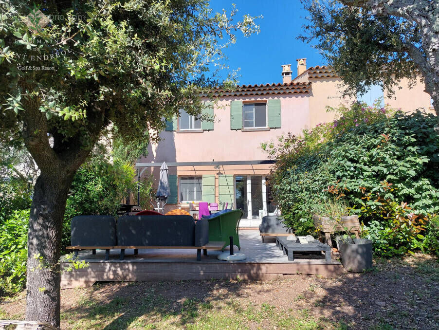 Maison à LA MOTTE