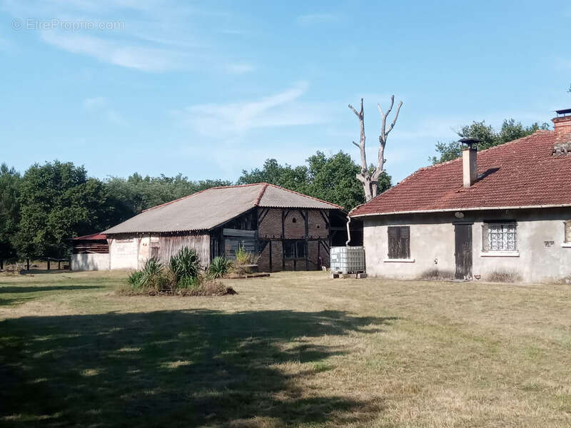 Maison à ESCOURCE