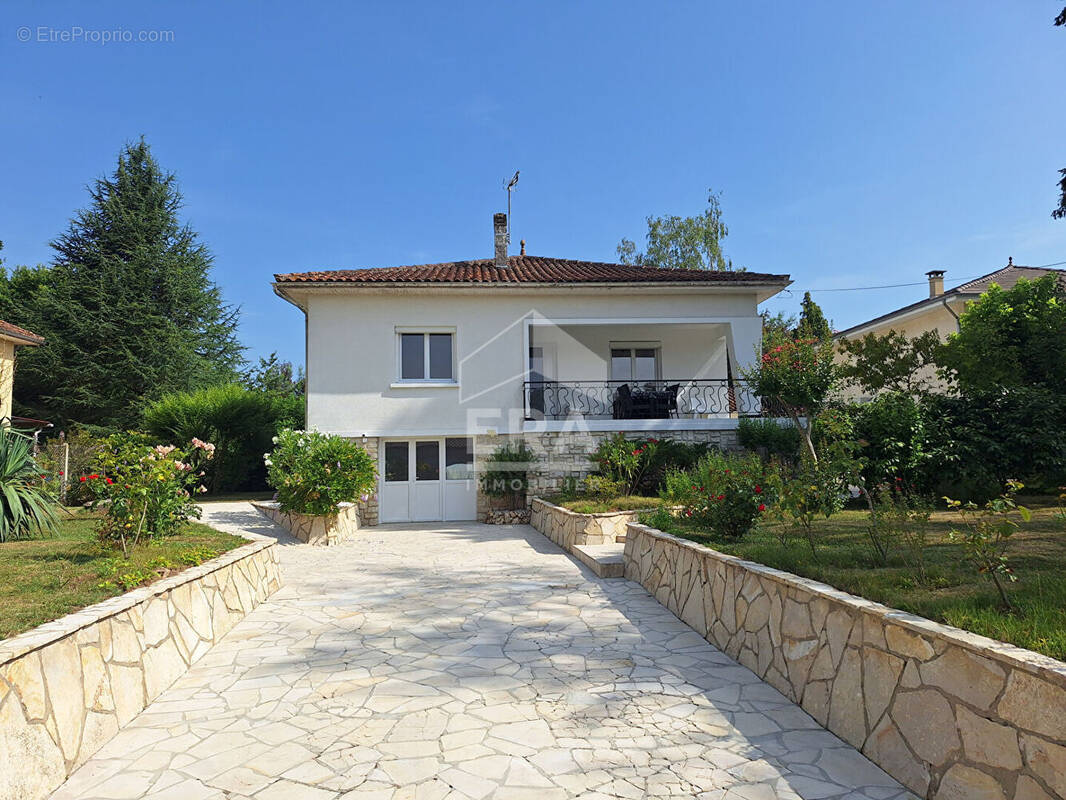 Maison à MONTPON-MENESTEROL
