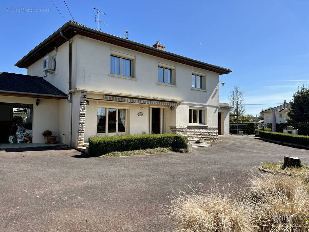 Maison à FEILLENS