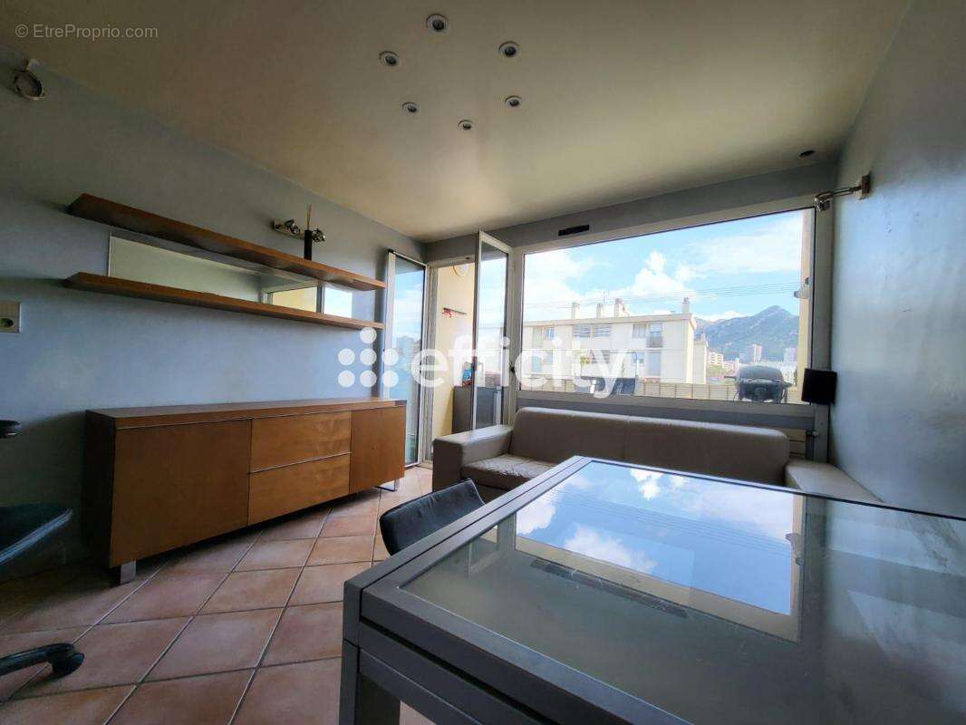 Appartement à MARSEILLE-10E