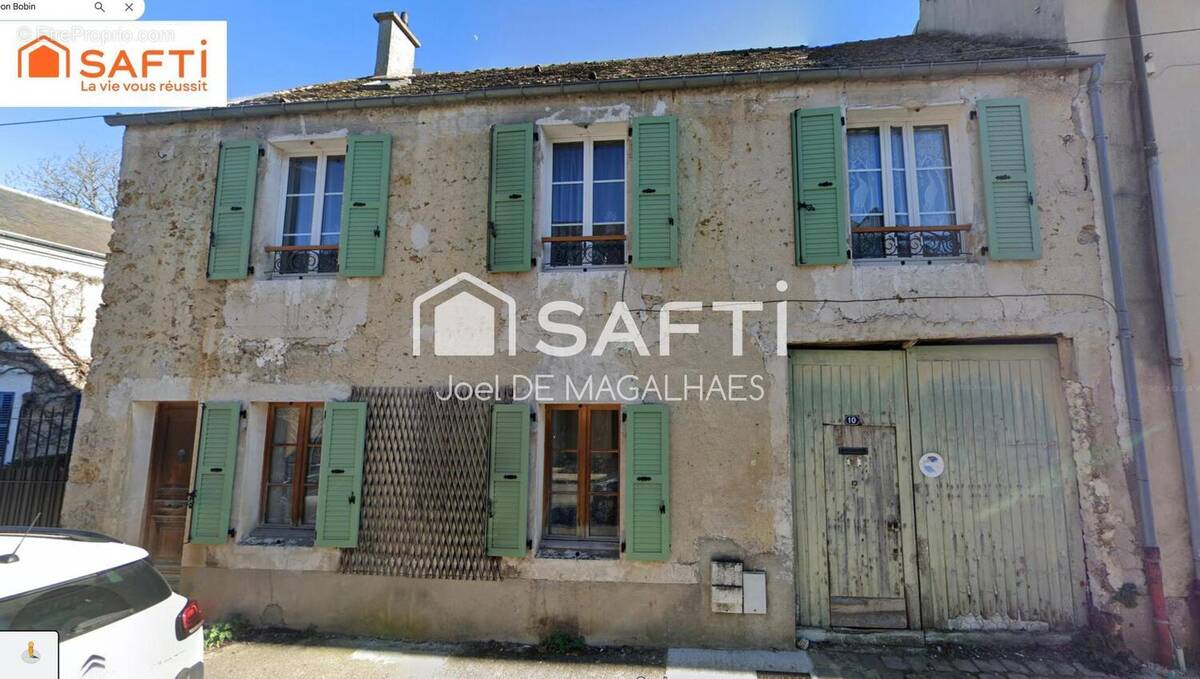 Photo 1 - Maison à LE MESNIL-SAINT-DENIS