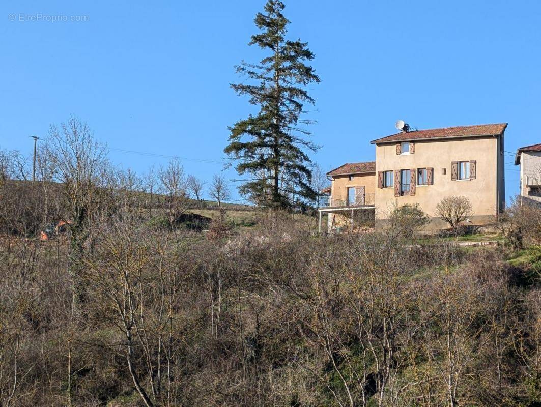 Maison à BESSENAY
