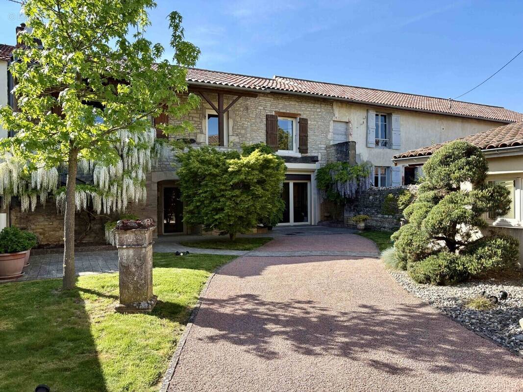 Maison à TOURNUS